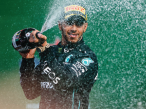 [F1新聞]Hamilton: 衝刺賽需要選擇正確的賽道舉辦