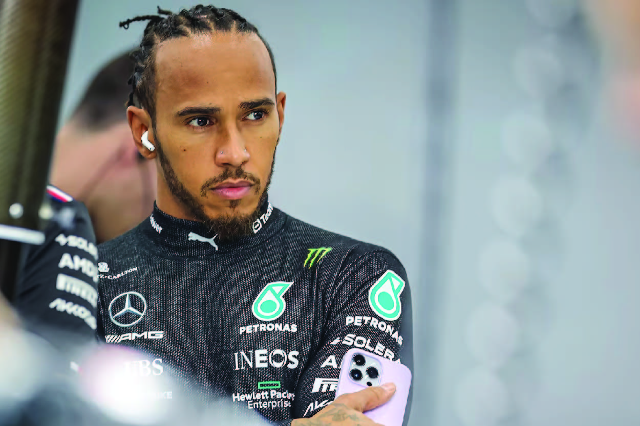 Hamilton：新Mercedes合約「幾乎準備好」 - LightsOut