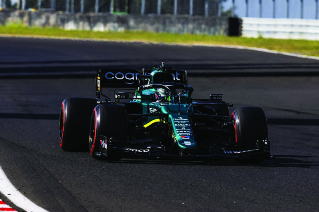 Jessica Hawkins完成Aston Martin測試 成為5年來首位測試F1的女車手