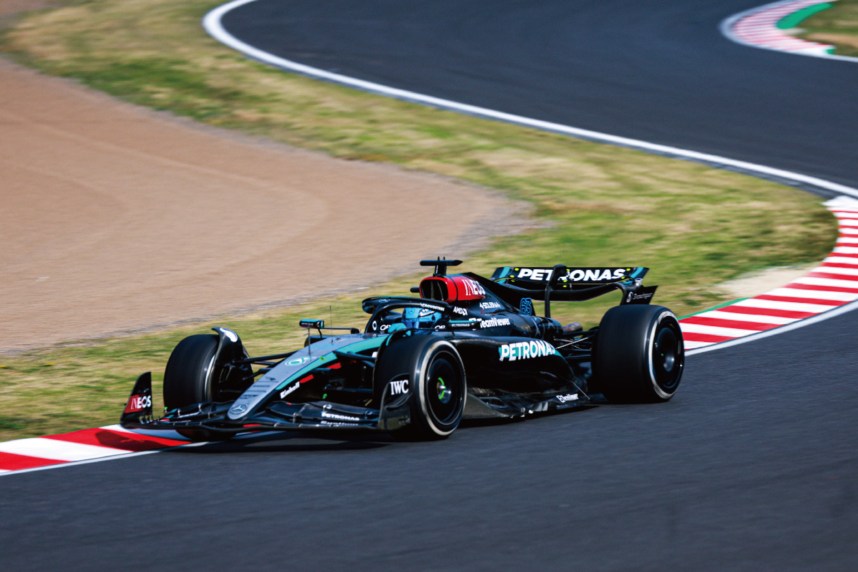 Mercedes成為首支營業額超過5億英鎊的F1車隊- LightsOut