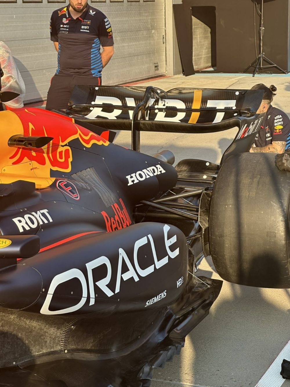 Red Bull在匈牙利大獎賽推出大規模升級 - LightsOut