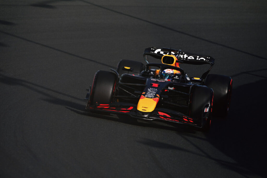 Max Verstappen希望可以在正賽抵禦McLaren