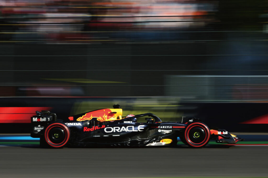 <strong>Verstappen坦言嘗試過多種設定都無法提升競爭力</strong>