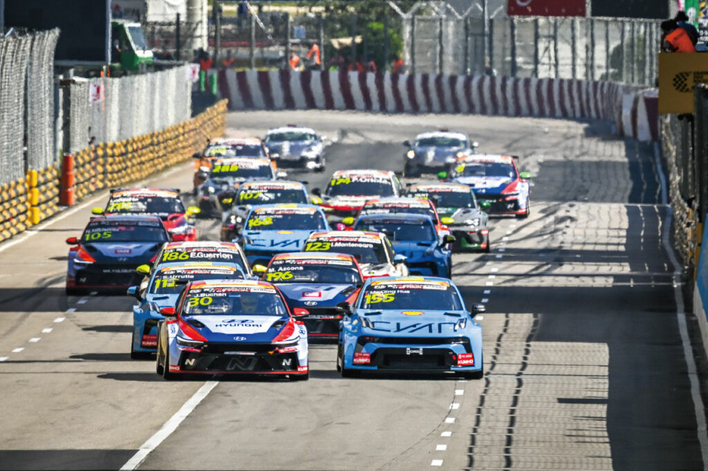 <strong>第72屆澳門格蘭披治大賽車周日比賽精華 </strong>