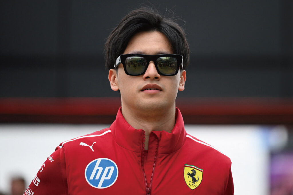 周冠宇擔任Ferrari後備車手一年後宣佈離隊