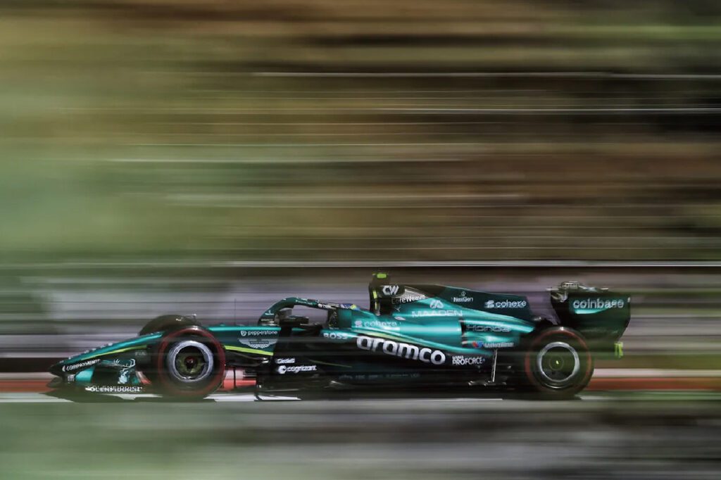 Fernando Alonso因座椅角度導致身體不適退賽